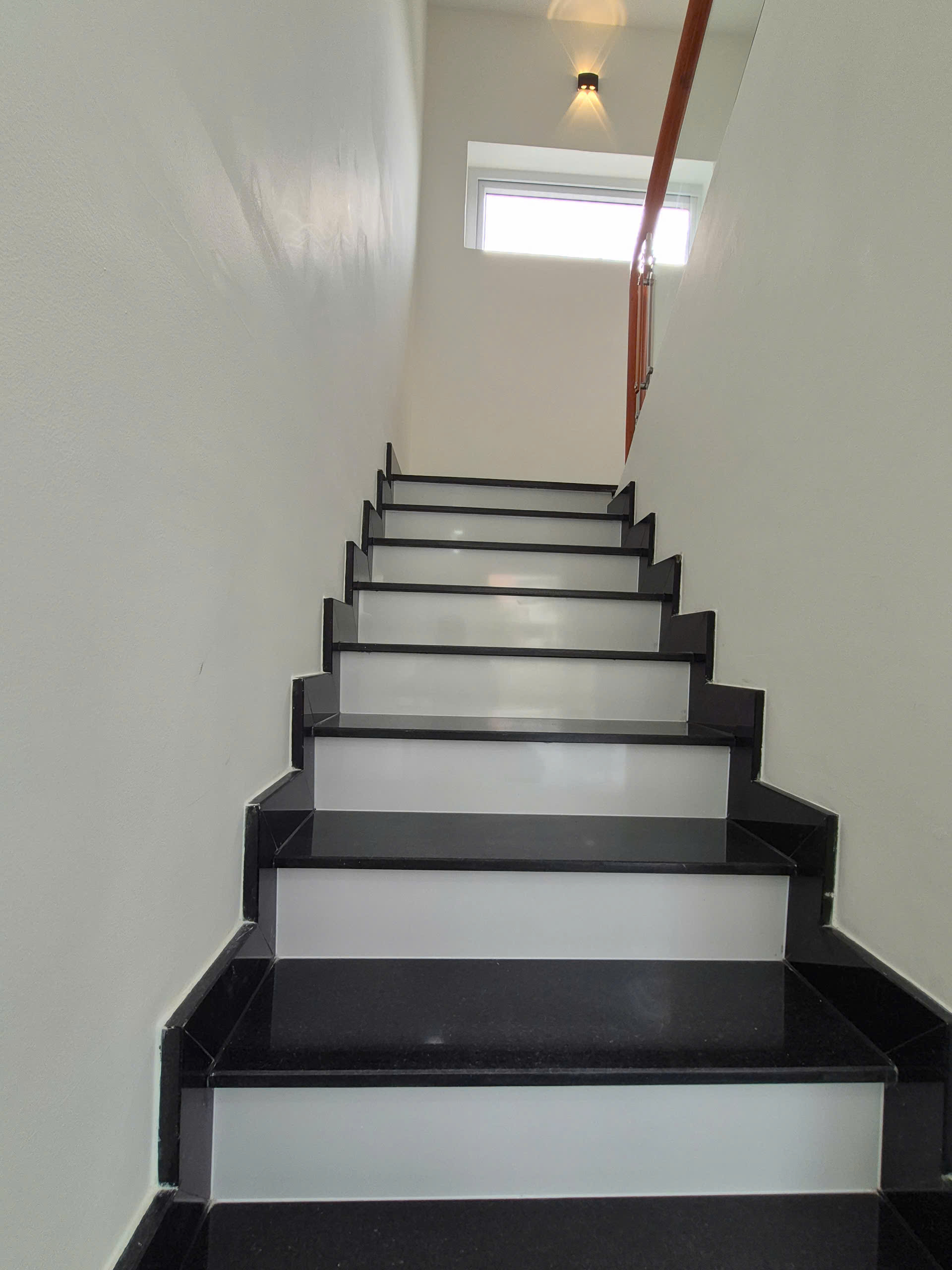 Công trình B108: hình 18 trong 32 ảnh thi công